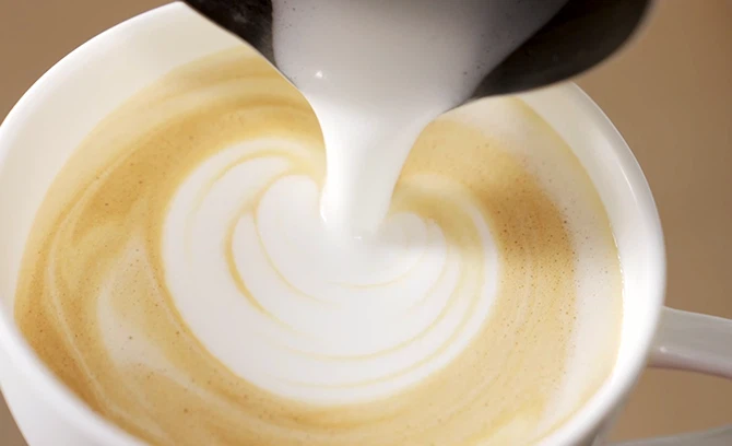Latte Art, One Machine